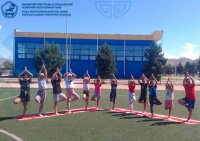 В Дзун-Хемчикском районе Тувы проводят занятия йоги для детей