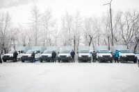 Энергетики Тувы получили ко Дню энергетика семь новых авто