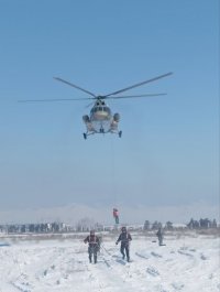 Парашютисты Авиалесоохраны Тувы провели тренировку накануне пожароопасного сезона