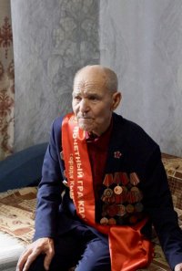 В Туве фронтовикам Кириллу Маркову и Георгию Абросимову присвоено звание “Почетный гражданин города Кызыла”