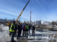 Сенатор Дина Оюн проверила ход строительства крупного социального объекта в Каа-Хемском кожууне Тувы