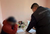В Туве бывший чиновник за взятку «закрыл глаза» на нарушение в конкурсе