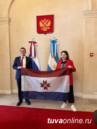 Мастерица из Алтая Айсура Таханова провела в Аргентине мастер-класс по валянию шерсти