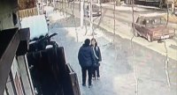 В Туве возбуждено уголовное дело после нападения педофила на школьницу в Кызыле