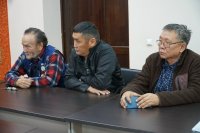 В Минкультуре Тувы обсудили развитие тувинского камнерезного искусства