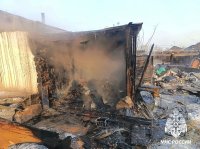В Кызыле 2 января в загоревшихся частных домостроениях погибли два мужчины