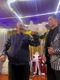 Фокусник Ай-Хаан Ондар выступил для подопечных домов-интернатов в Бурене и Дерзиг-Аксы