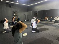 В Туве вдовам участников СВО провели мастер-класс в тренажерном зале