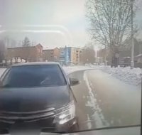 В Кызыле 6-летний мальчик совершил ДТП за рулем отцовского автомобиля