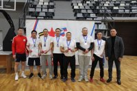 В Туве проведен турнир по волейболу сидя с участием ветеранов СВО