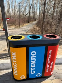 В Национальном парке Тувы установили урны для раздельного сбора мусора