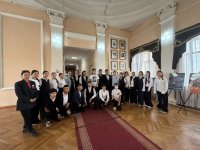 В парламенте Тувы открыта фотовыставка о работе тувинских медиков в зоне СВО
