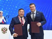 Тува заключила соглашения с Томской областью, Республиками Татарстан и Беларусь.
